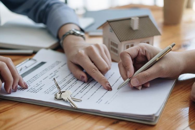 Ilustrasi penandatanganan AJB.